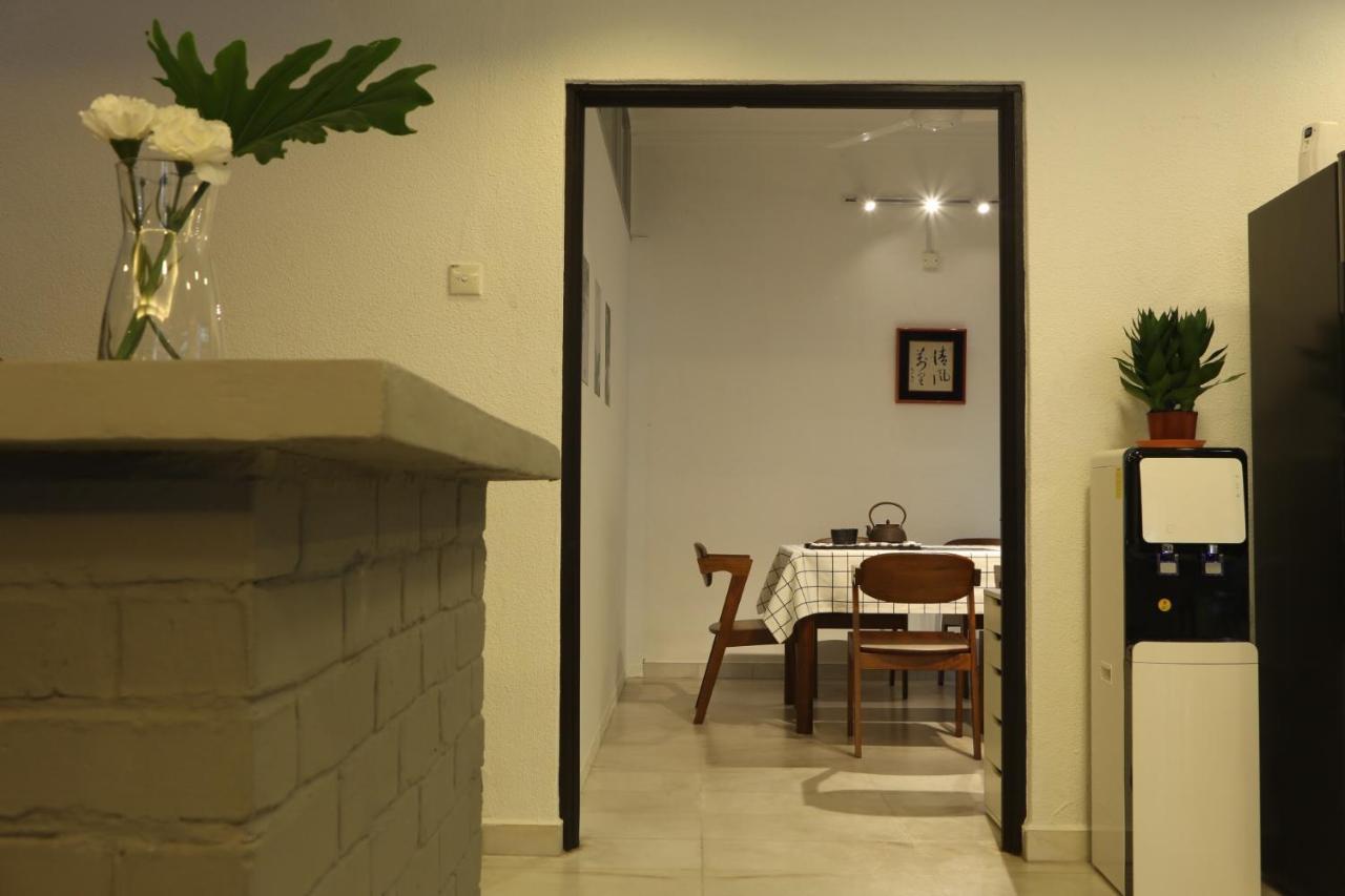 G Beach Front Villa Batu Feringgi Exteriér fotografie